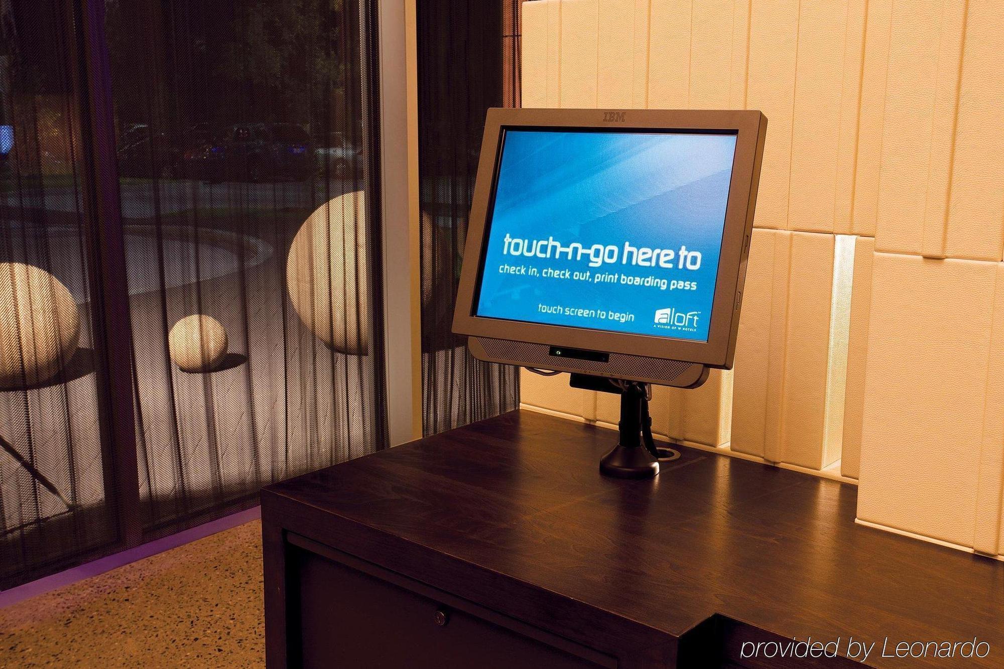 Aloft Miami Doral Hotel Екстериор снимка